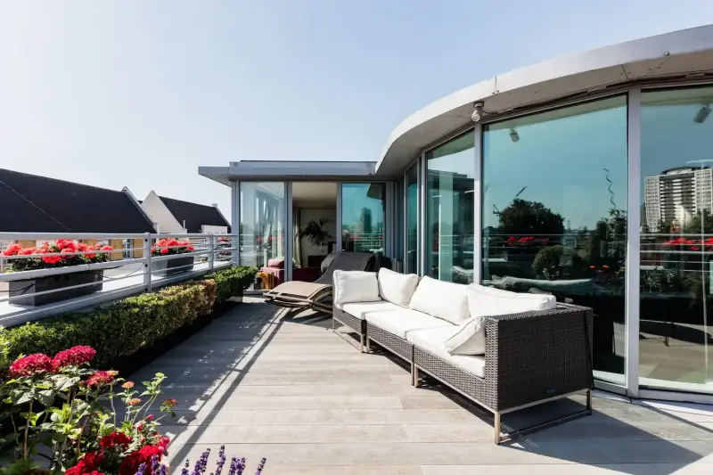 High-rise Penthouse in the Heart of Clerkenwell in Clerkenwell